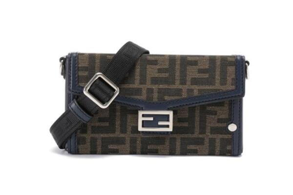 靖州县回收芬迪女包